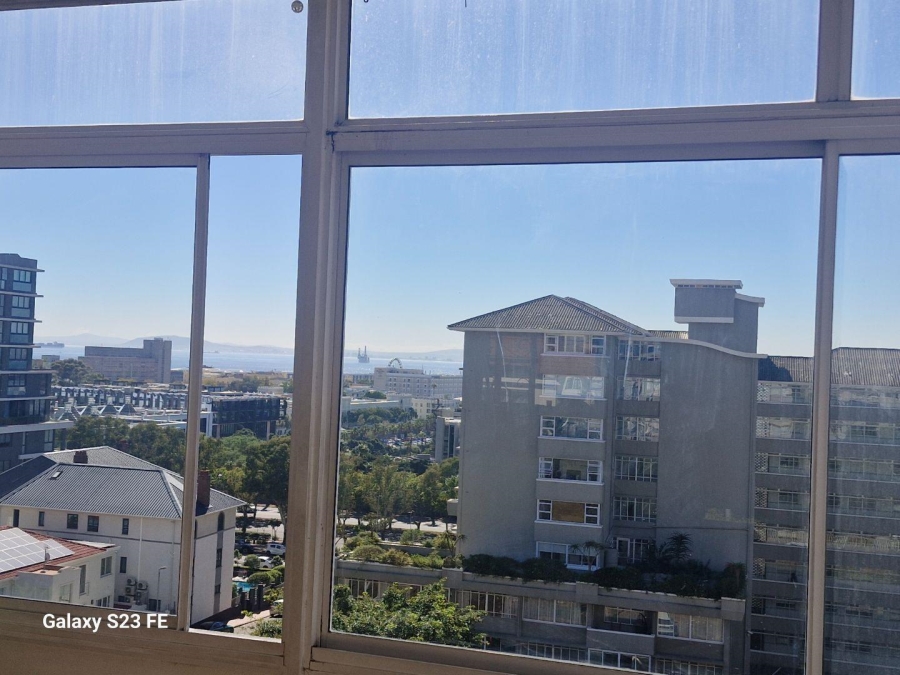 2 Bedroom Property for Sale in Green Point Western Cape